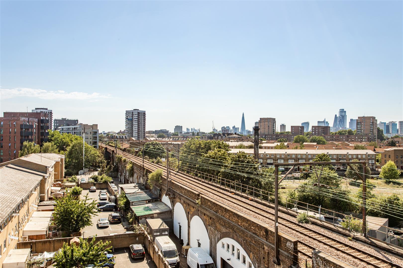 St. Pauls Way, Mile End